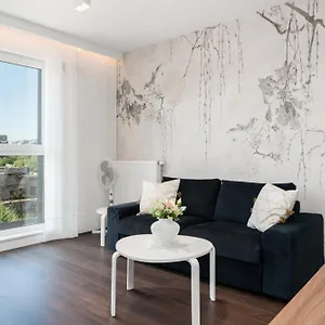 Stylish & Comfy Garbary With Parking By Renters Poznań